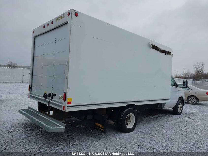 1FDWE4FK5PDD07061 2023 FORD ECONOLINE photo no. 4