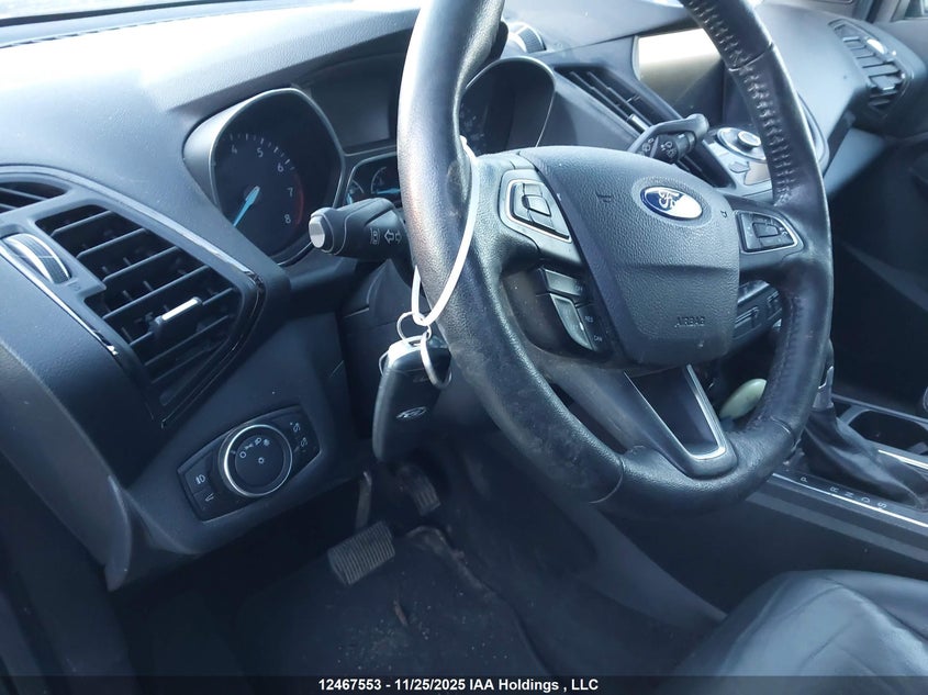 2017 Ford Escape Titanium VIN: 1FMCU9J90HUE10431 Lot: 12467553X