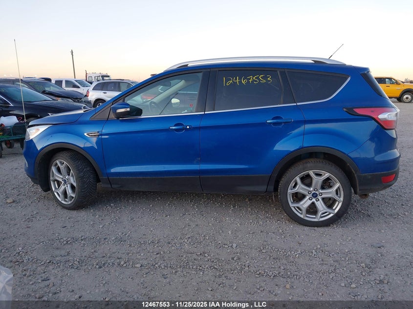 2017 Ford Escape Titanium VIN: 1FMCU9J90HUE10431 Lot: 12467553X