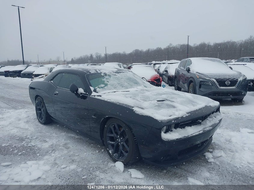 2C3CDZBT2FH700138 DODGE CHALLENGER Photo 1