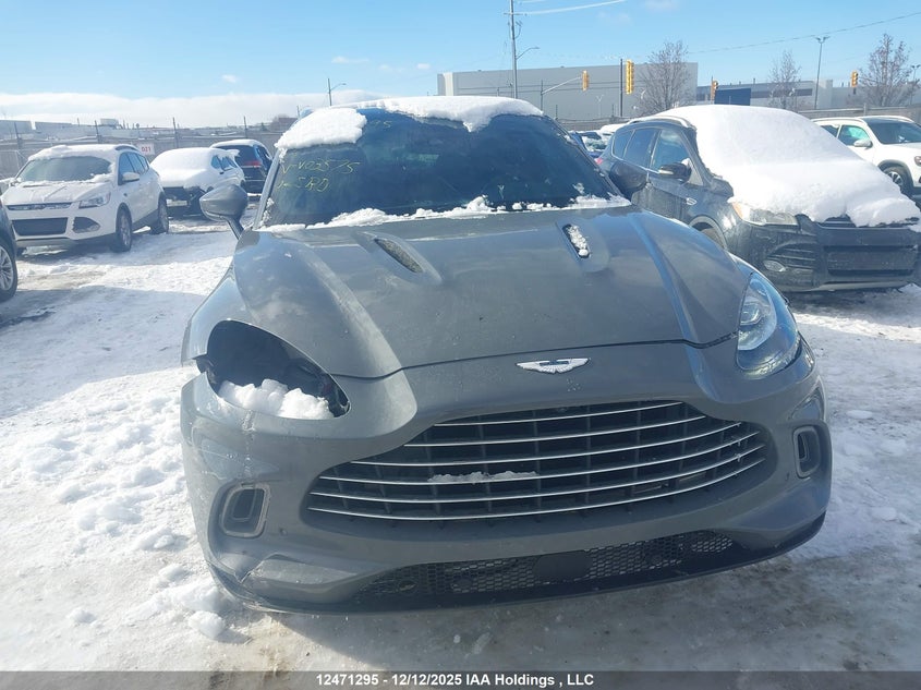 SCFVUJAWXMTV03575 ASTON MARTIN DBX Photo 1