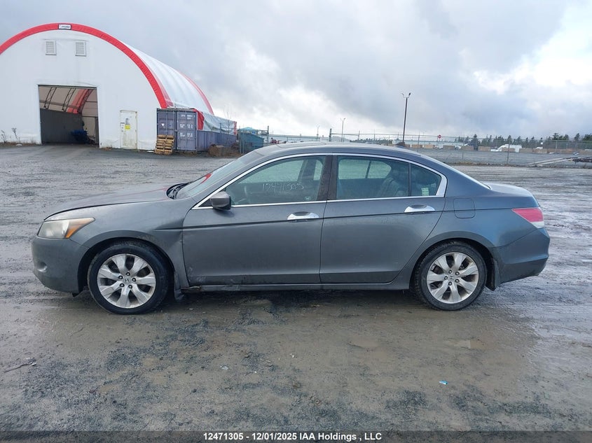 1HGCP3F81AA800245 2010 HONDA ACCORD photo no. 15