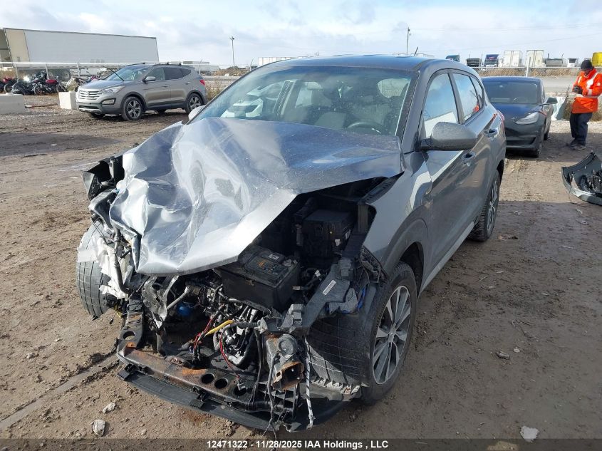 2018 Hyundai Tucson Base 2.0L VIN: KM8J23A45JU615876 Lot: 12471322