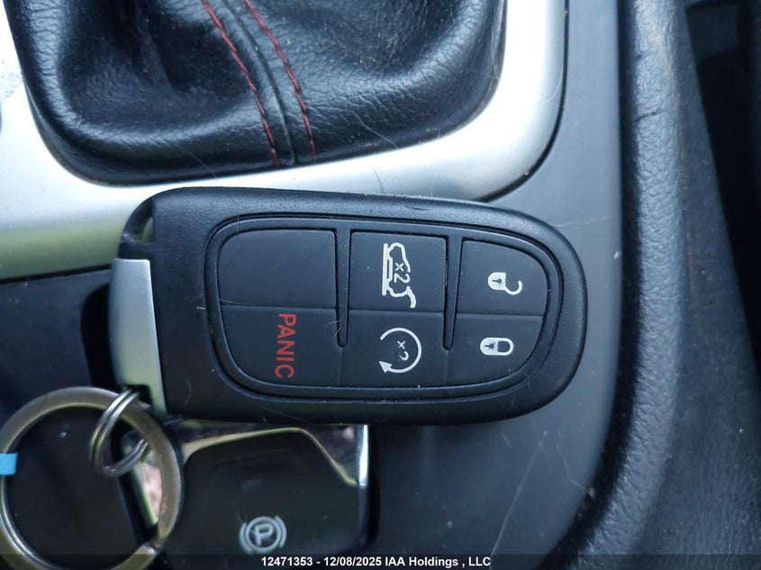 1C4PJMBS0GW358384 2016 JEEP CHEROKEE photo no. 11