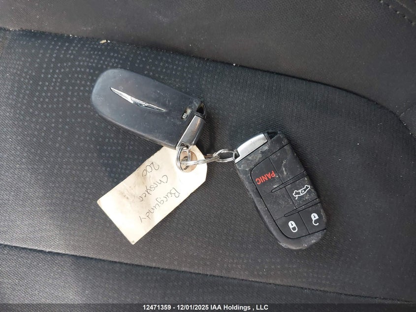 1C3CCCAB7GN143003 2016 CHRYSLER 200 photo no. 11