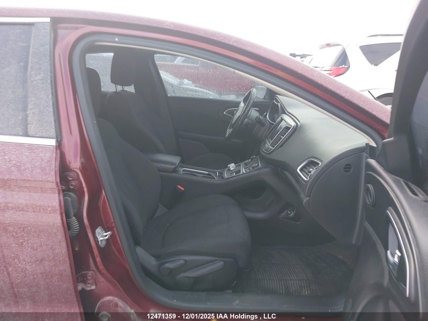 1C3CCCAB7GN143003 2016 CHRYSLER 200 photo no. 5