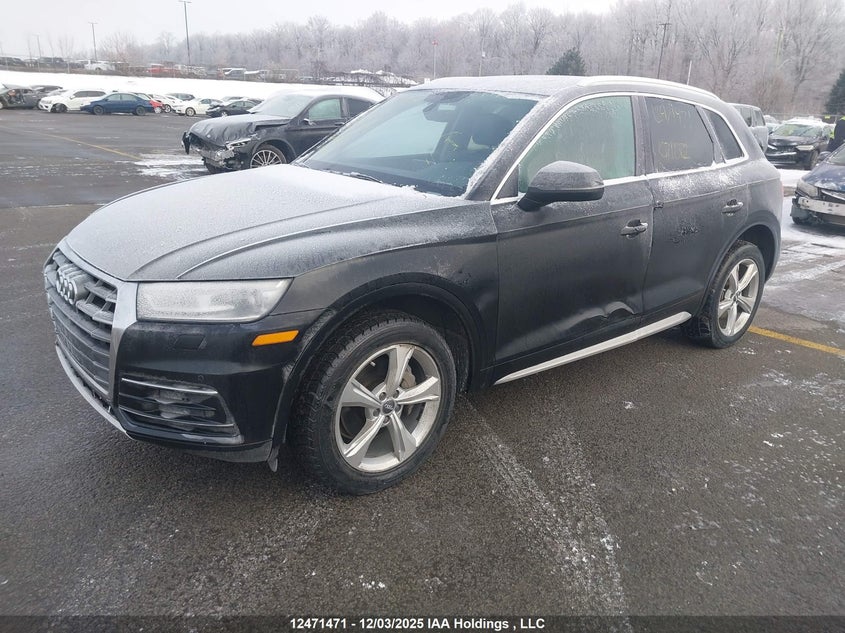 WA1BNAFY0J2071082 2018 AUDI Q5 photo no. 2