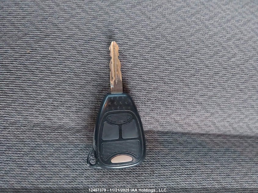 2007 Dodge Caravan Sxt VIN: 1D4GP45R57B132410 Lot: 12457379X