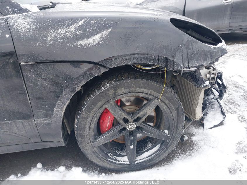 2017 Porsche Macan Turbo/Turbo W/Performance Package VIN: WP1AF2A58HLB61827 Lot: 12471493