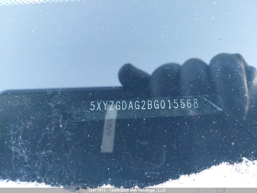 5XYZGDAG2BG015568 2011 HYUNDAI SANTA FE photo no. 19