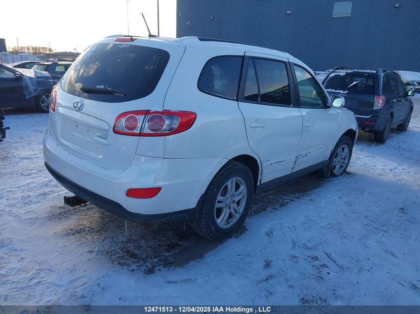 5XYZGDAG2BG015568 2011 HYUNDAI SANTA FE photo no. 4