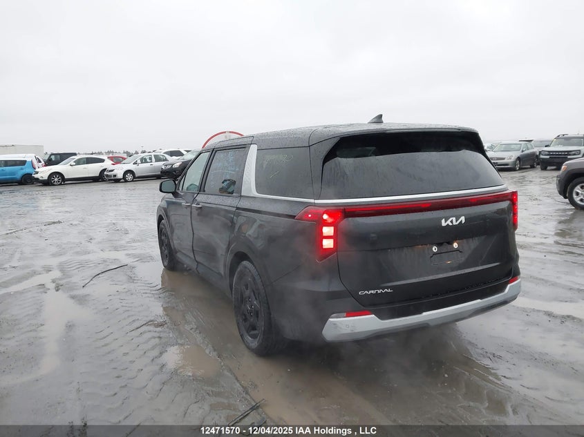 KNDNB5K36S6545589 2025 KIA CARNIVAL photo no. 3