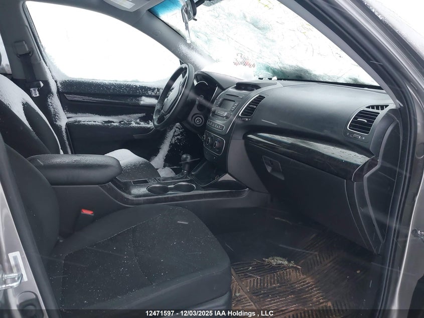 5XYKTCA64FG589402 2015 KIA SORENTO photo no. 5