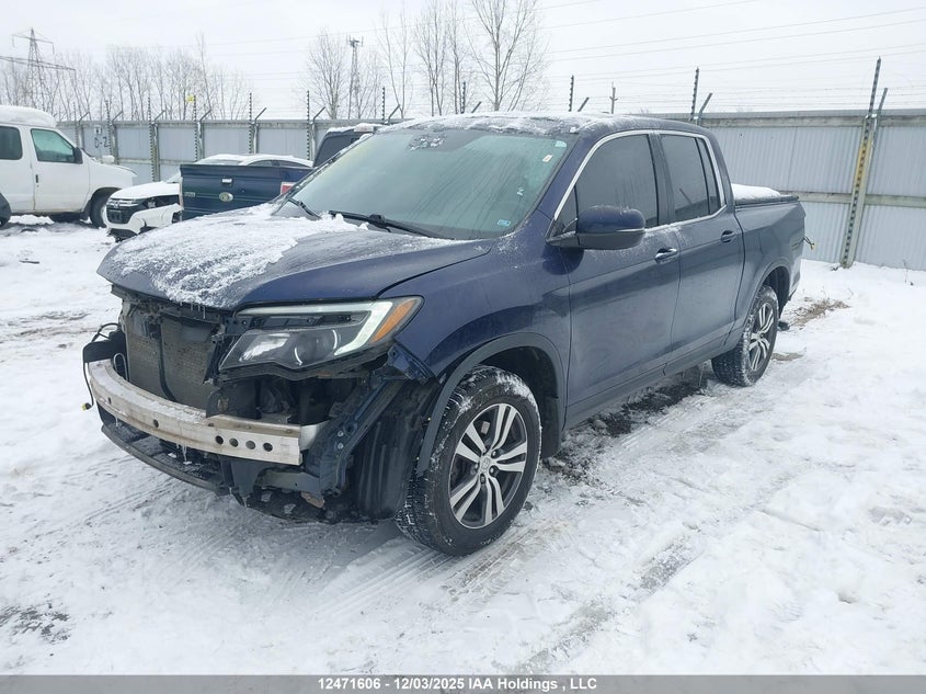 5FPYK3F50JB502440 2018 HONDA RIDGELINE photo no. 2