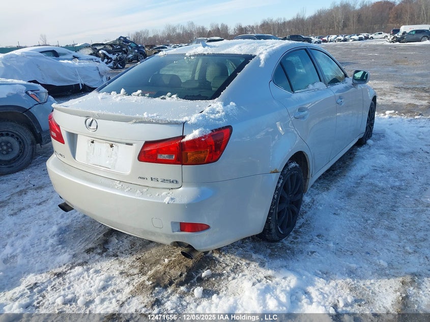 JTHCK262472010149 2007 LEXUS IS photo no. 4