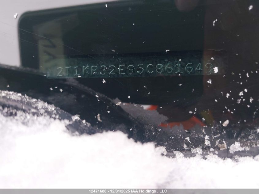 2005 Toyota Corolla Matrix Xr VIN: 2T1KR32E95C861649 Lot: 12471688