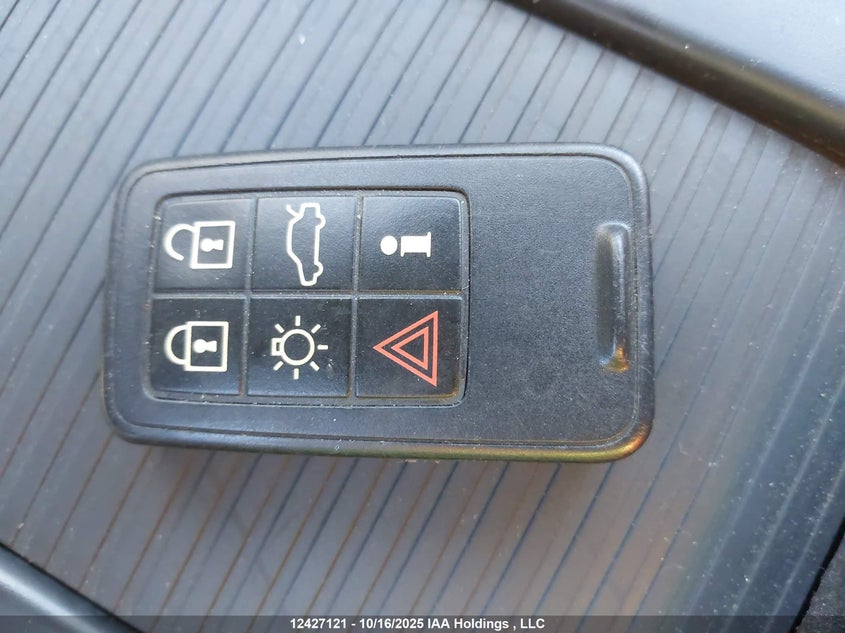 2013 Volvo S60 T5/T5 Platinum/T5 Premier/T5 Premier Plus VIN: YV1612FH8D2176086 Lot: 12427121X