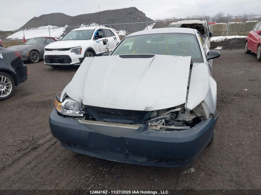 2000 Ford Mustang VIN: 1FAFP4044YF282304 Lot: 12464162X