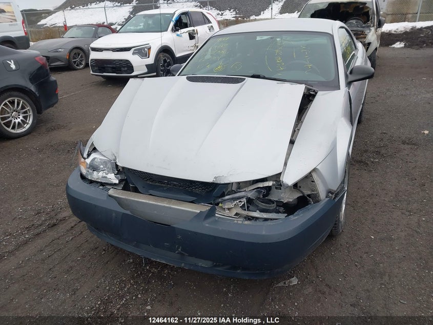 2000 Ford Mustang VIN: 1FAFP4044YF282304 Lot: 12464162X