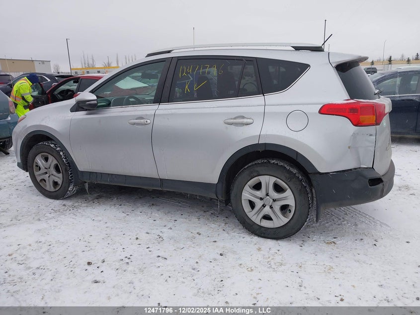 2T3BFREV1FW259326 2015 TOYOTA RAV 4 photo no. 13