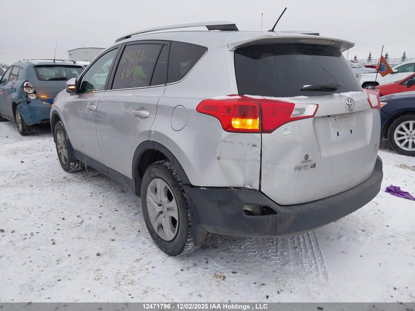2T3BFREV1FW259326 2015 TOYOTA RAV 4 photo no. 3