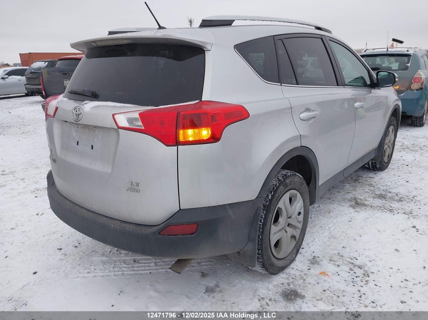 2T3BFREV1FW259326 2015 TOYOTA RAV 4 photo no. 4