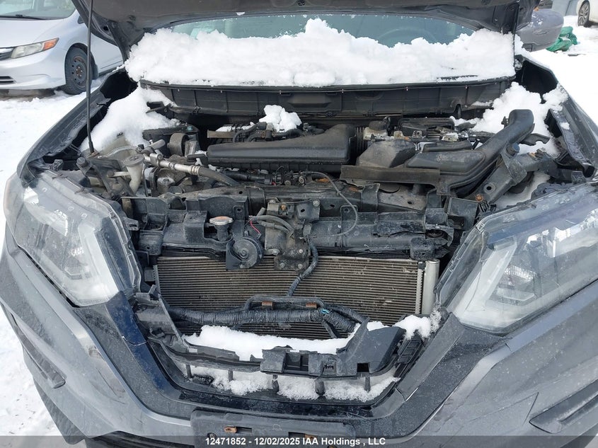 5N1AT2MT7HC740372 2017 NISSAN ROGUE photo no. 10