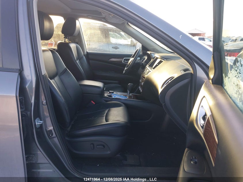 5N1DR2MM0HC671996 2017 NISSAN PATHFINDER photo no. 5