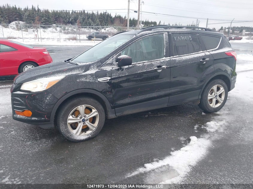 1FMCU9FX0GUA78562 2016 FORD ESCAPE photo no. 2