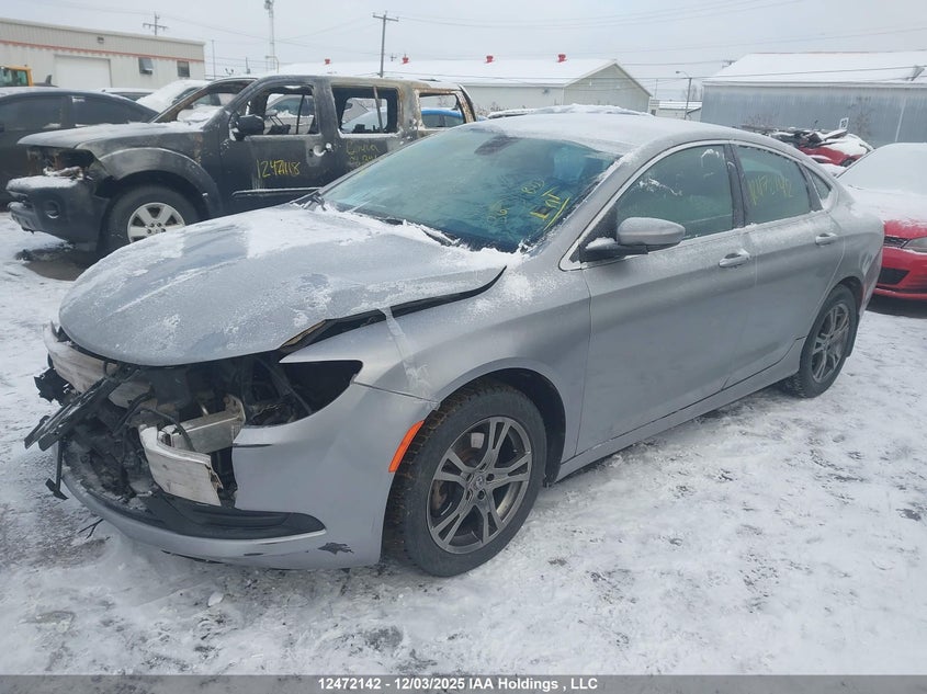 1C3CCCFB0FN625724 2015 CHRYSLER 200 photo no. 2