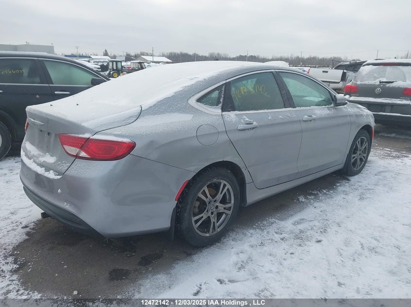 1C3CCCFB0FN625724 2015 CHRYSLER 200 photo no. 4
