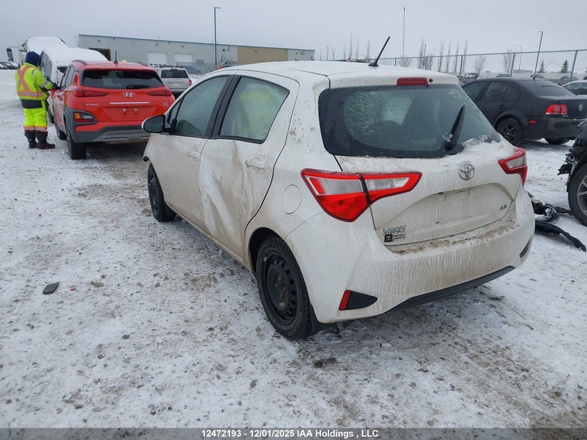 VNKKTUD36JA093718 2018 TOYOTA YARIS photo no. 3