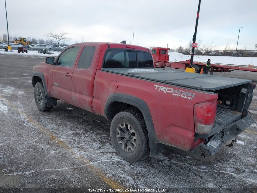 5TFSZ5AN4GX028469 2016 TOYOTA TACOMA photo no. 3