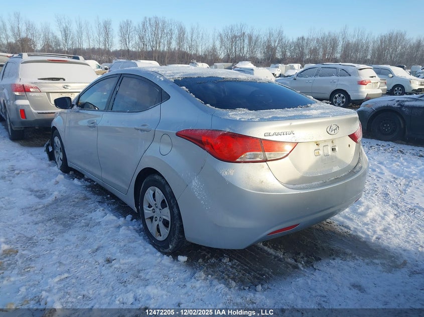 5NPDH4AE2DH298135 2013 HYUNDAI ELANTRA photo no. 3