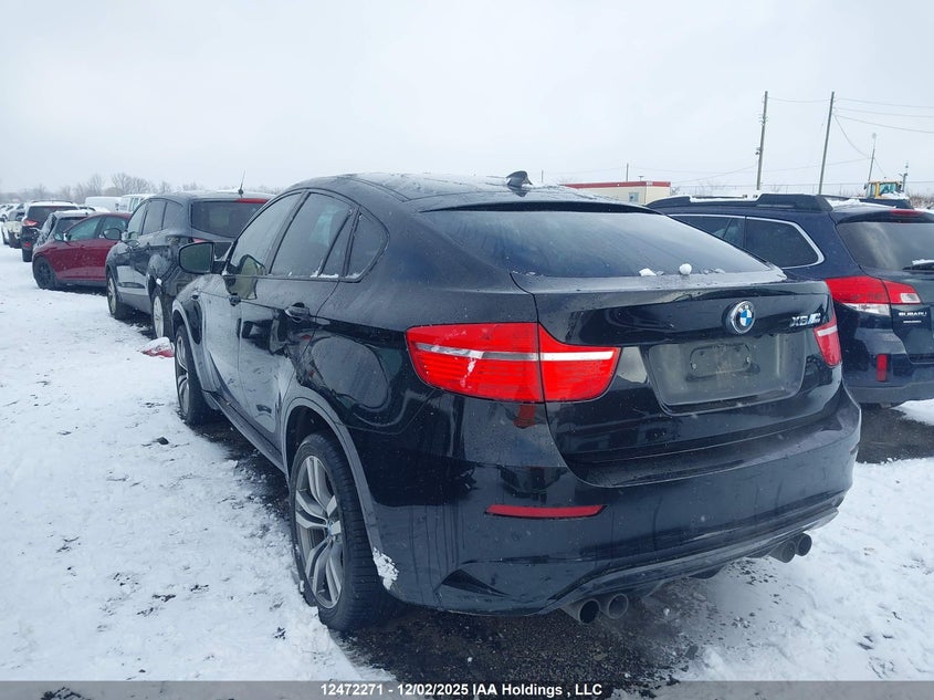 5YMGZ0C50BLK14393 2011 BMW X6 M photo no. 3