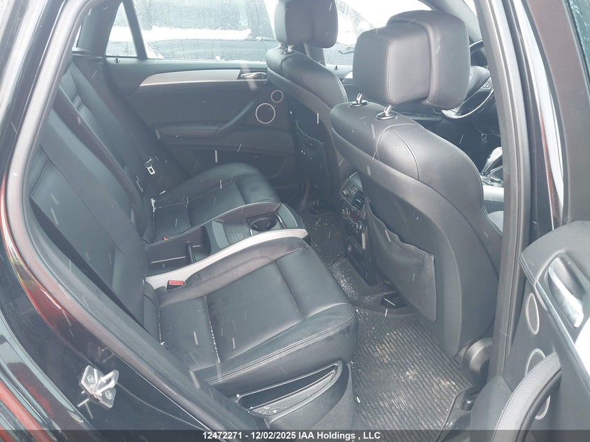 5YMGZ0C50BLK14393 2011 BMW X6 M photo no. 8