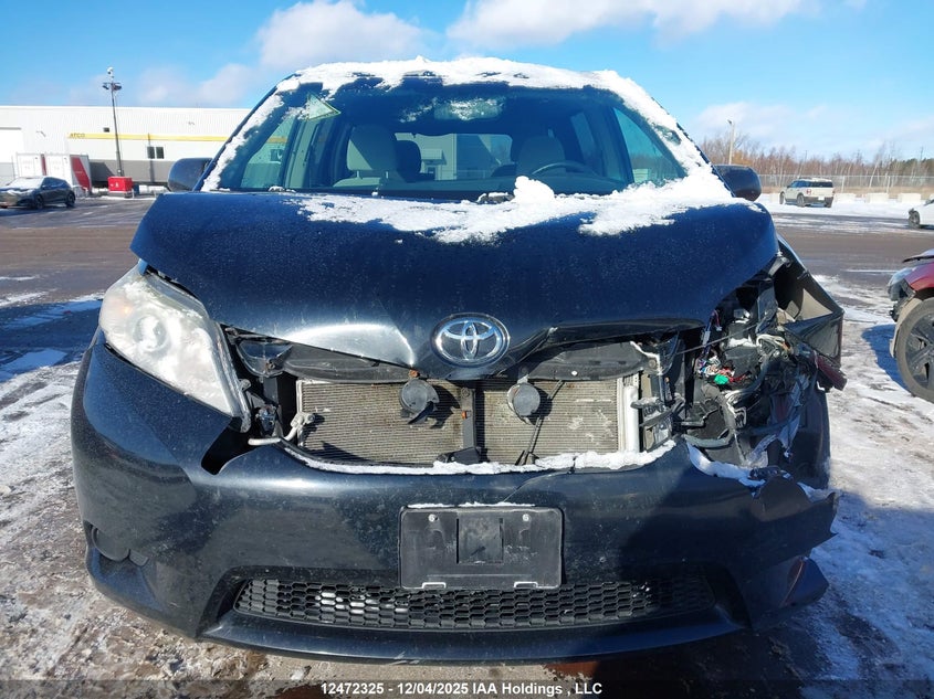 5TDJK3DC9GS130693 2016 TOYOTA SIENNA photo no. 12