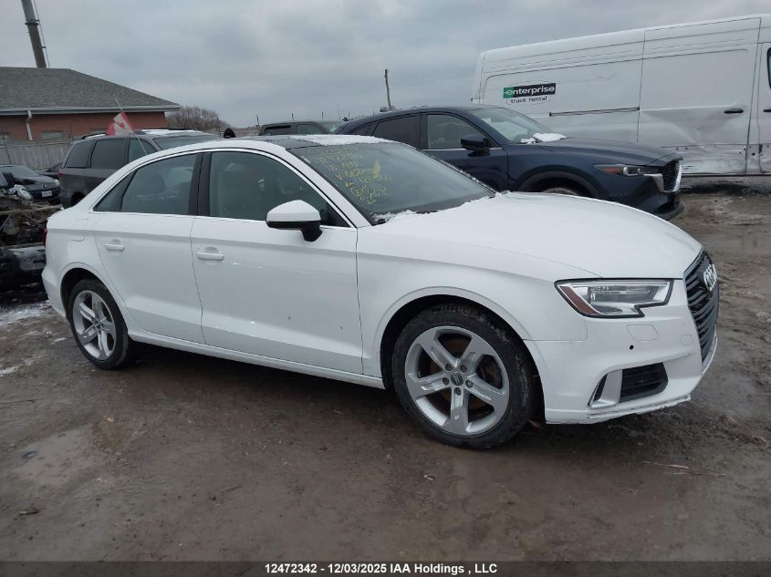 2018 Audi A3 2.0T Komfort VIN: WAUAUGFF3J1007210 Lot: 12472342