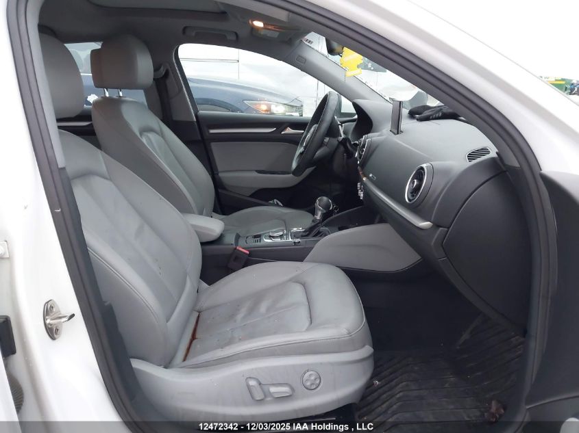 2018 Audi A3 2.0T Komfort VIN: WAUAUGFF3J1007210 Lot: 12472342