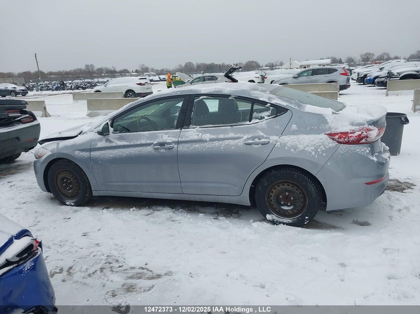 5NPD74LFXHH135747 2017 HYUNDAI ELANTRA photo no. 14