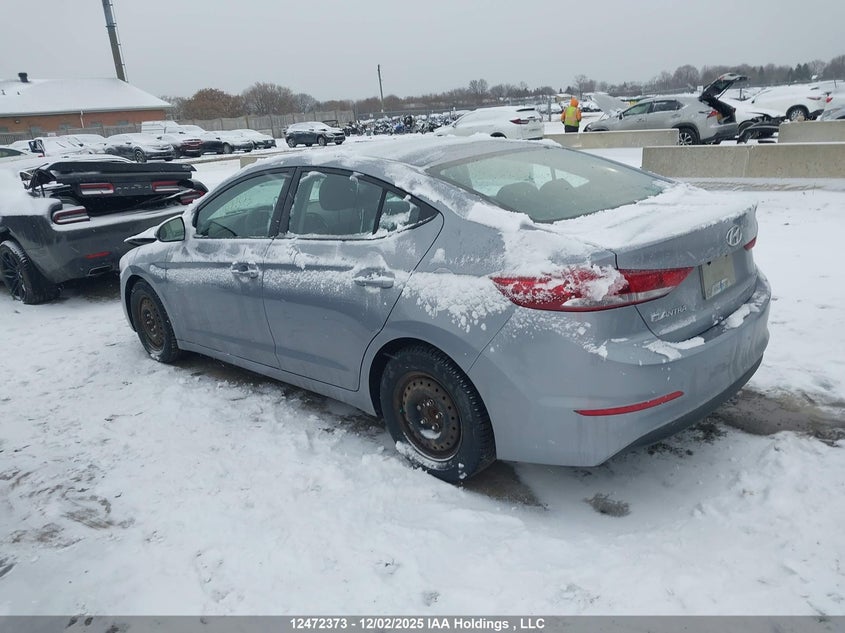 5NPD74LFXHH135747 2017 HYUNDAI ELANTRA photo no. 3