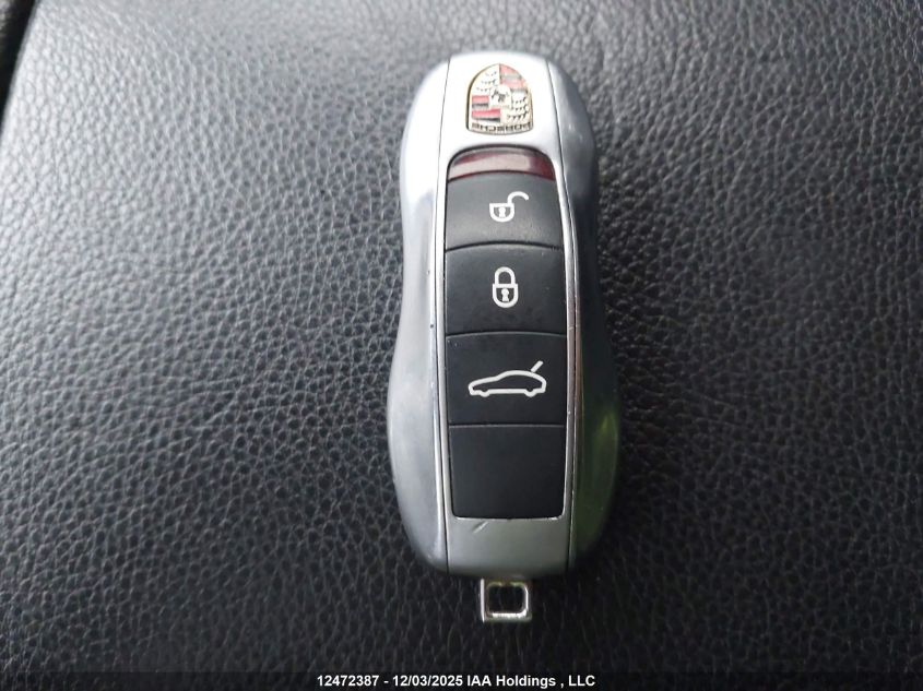 WP0AB2A75BL062081 2011 PORSCHE PANAMERA photo no. 11