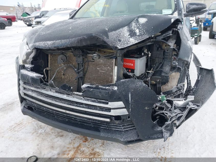 2019 Toyota Highlander Se/Xle VIN: 5TDJZRFH3KS733915 Lot: 12472453