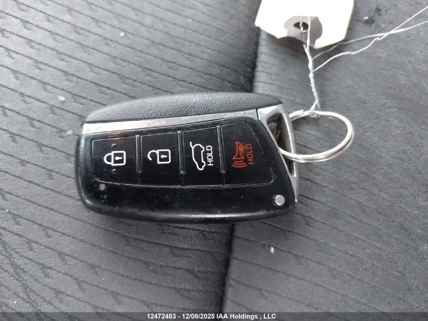 2016 Hyundai Santa Fe Sport 2.0T Premium VIN: 5XYZUDLA2GG330752 Lot: 12472483