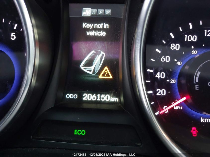 2016 Hyundai Santa Fe Sport 2.0T Premium VIN: 5XYZUDLA2GG330752 Lot: 12472483