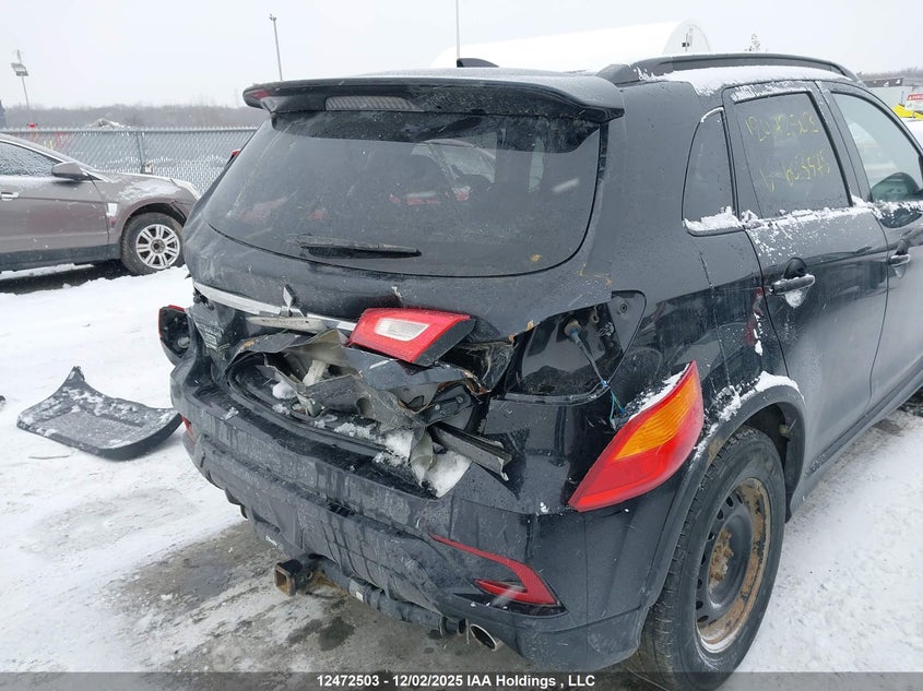 JA4AJ4AW7JU603575 2018 MITSUBISHI RVR photo no. 22