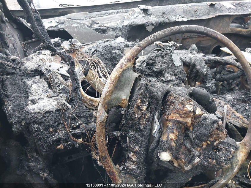 2013 Hyundai Santa Fe Sport 2.4 Luxury VIN: 5XYZUDLB8DG104946 Lot: 12138991X