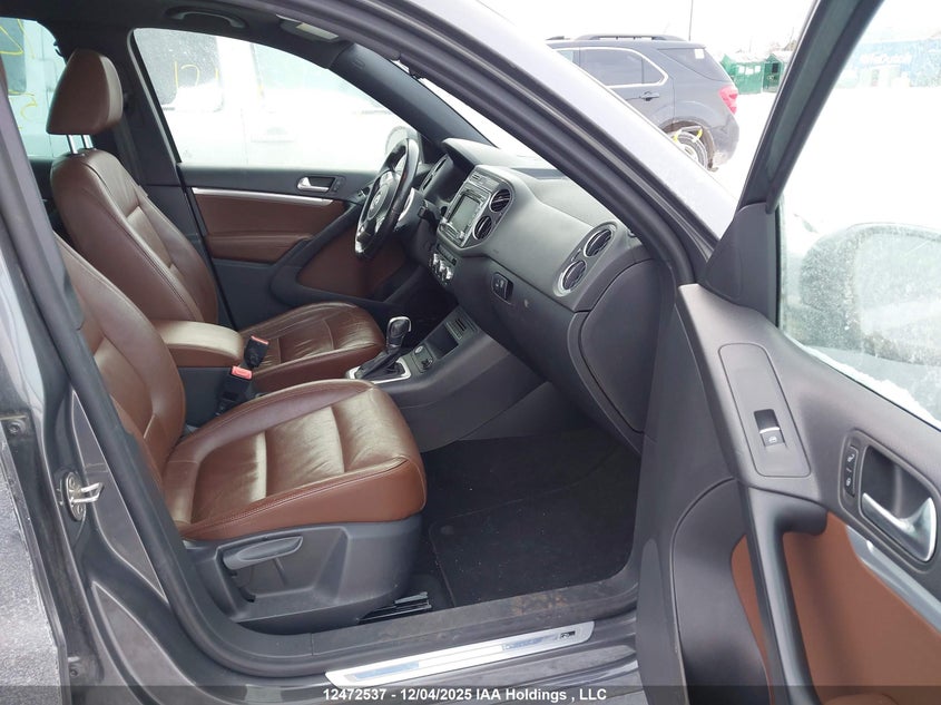 WVGJV7AX5FW531920 2015 VOLKSWAGEN TIGUAN photo no. 5