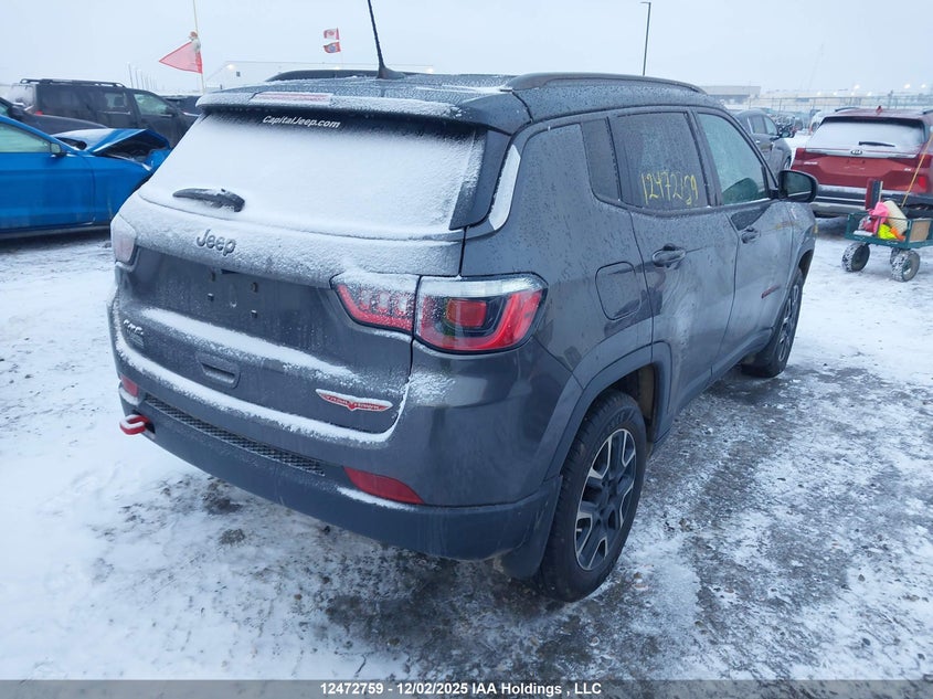 3C4NJDDB2KT772043 2019 JEEP COMPASS photo no. 4