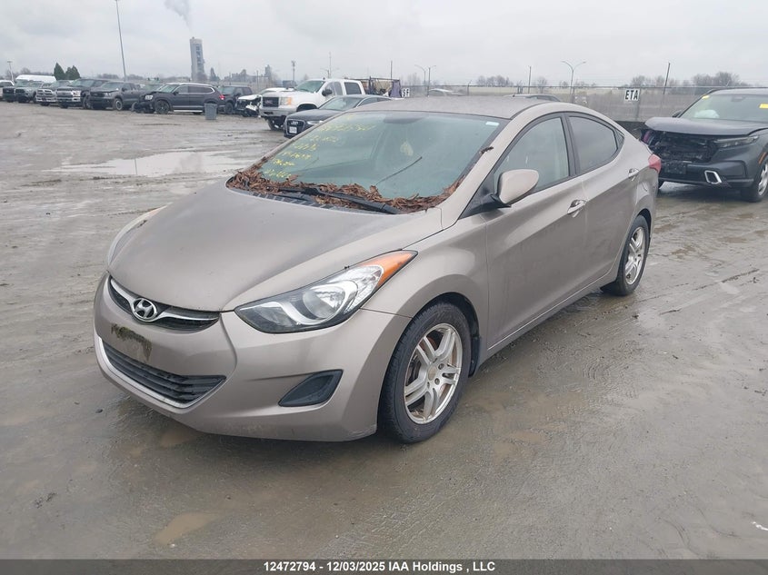 5NPDH4AE6DH319715 2013 HYUNDAI ELANTRA photo no. 2